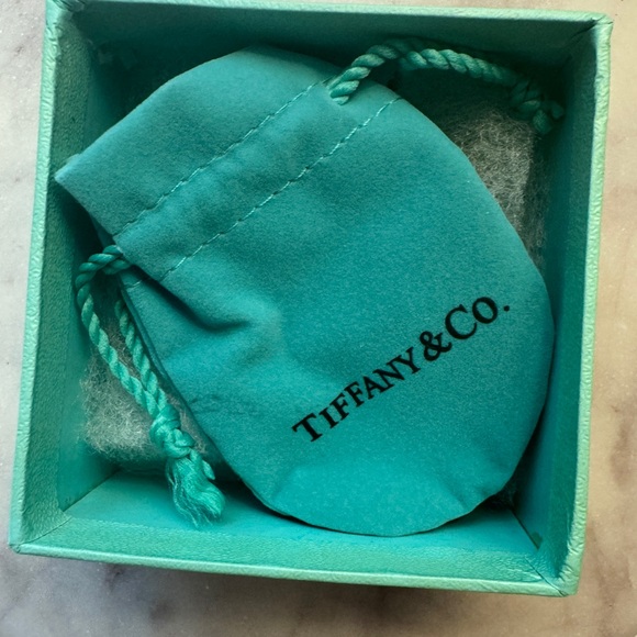 HP! ππ Tiffany & Co. Paloma Picasso Loving Heart Pendant in Sterling Silver - Picture 8 of 9